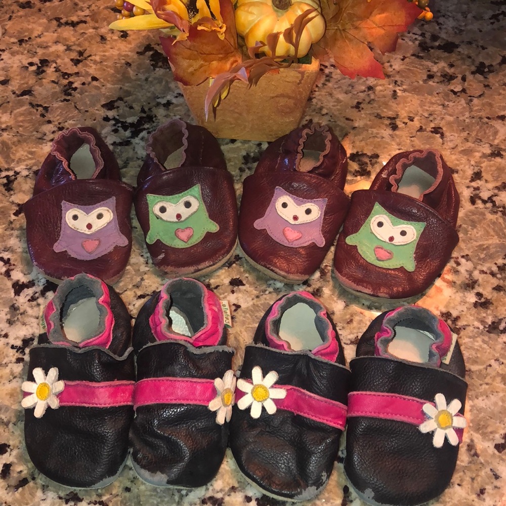 TWINS SET. LOT! SOFT SOLE SHOES FOR BABY